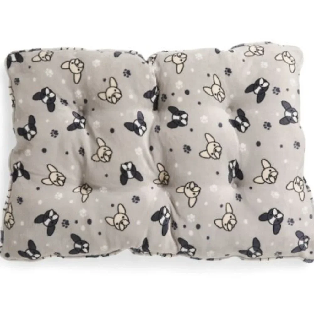 NWT MDESIGN Flannel Fleece DOG Freddy Frenchies Crate Mat/BED 36in W x 23in H